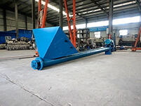 螺旋輸送機的輸送結構為：螺旋機殼，螺旋軸，螺旋葉片，螺旋電機等多個部件的使用。